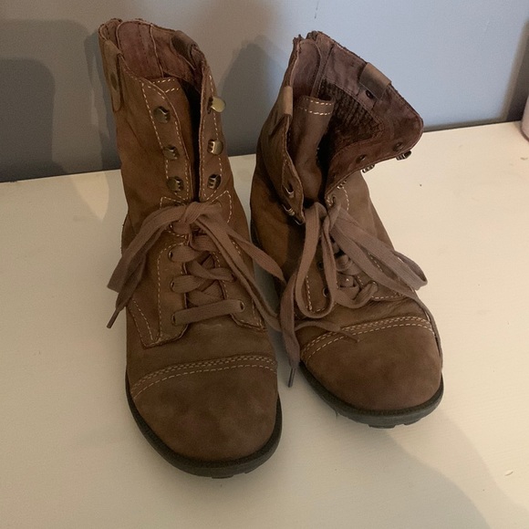 Cobb Hill by New Balance Shoes - Cobb Hill Leather brown boots size US 8